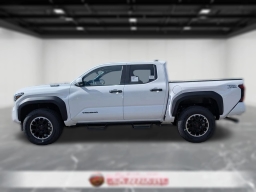 Toyota Tacoma 4WD TRD Off Road Hybrid Double Cab 5' Bed AT (Natl) 2026