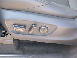 Toyota Tacoma 4WD TRD Off Road Hybrid Double Cab 5' Bed AT (Natl) 2026