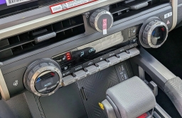 Toyota Tacoma 4WD TRD Off Road Hybrid Double Cab 5' Bed AT (Natl) 2026