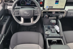 Toyota Tacoma 4WD TRD Off Road Hybrid Double Cab 5' Bed AT (Natl) 2025