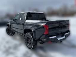 Toyota Tacoma 4WD TRD Pro Hybrid Double Cab 5' Bed AT (Natl) 2026