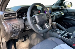 Toyota Tacoma 4WD TRD Off Road Hybrid Double Cab 5' Bed AT (Natl) 2026