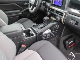 Toyota Tacoma 4WD TRD Off Road Hybrid Double Cab 5' Bed AT (Natl) 2026