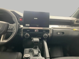 Toyota Tacoma 4WD TRD Off Road Hybrid Double Cab 5' Bed AT (Natl) 2026