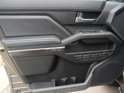 Toyota Tacoma 4WD TRD Off Road Hybrid Double Cab 5' Bed AT (Natl) 2026