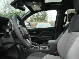 Toyota Tacoma 4WD TRD Off Road Hybrid Double Cab 5' Bed AT (Natl) 2026