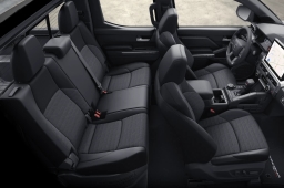 Toyota Tacoma 4WD TRD Off Road Hybrid Double Cab 5' Bed AT (Natl) 2026