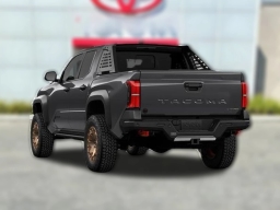 Toyota Tacoma 4WD Trailhunter Hybrid Double Cab 5' Bed AT (GS) 2026