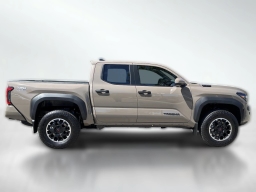 Toyota Tacoma 4WD TRD Sport Hybrid Double Cab 5' Bed AT (Natl) 2026