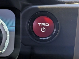 Toyota Tacoma 4WD TRD Off Road Hybrid Double Cab 5' Bed AT (Natl) 2025