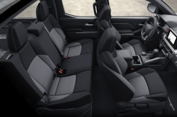 Toyota Tacoma 4WD TRD Off Road Hybrid Double Cab 5' Bed AT (Natl) 2026