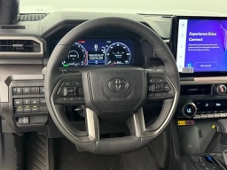 Toyota Tacoma 4WD TRD Off Road Hybrid Double Cab 5' Bed AT (Natl) 2026