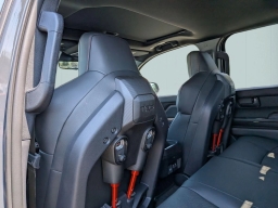 Toyota Tacoma 4WD TRD Pro Hybrid Double Cab 5' Bed AT (GS) 2026