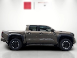 Toyota Tacoma 4WD TRD Off Road Hybrid Double Cab 5' Bed AT (Natl) 2026