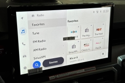 Toyota Tacoma 4WD TRD Off Road Hybrid Double Cab 5' Bed AT (Natl) 2026