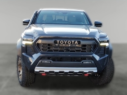 Toyota Tacoma 4WD Trailhunter Hybrid Double Cab 6' Bed AT (Natl) 2026