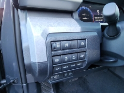 Toyota Tacoma 4WD Trailhunter Hybrid Double Cab 6' Bed AT (Natl) 2026