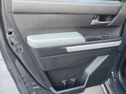 Toyota Tacoma 4WD Trailhunter Hybrid Double Cab 6' Bed AT (Natl) 2026