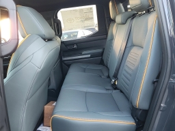 Toyota Tacoma 4WD Trailhunter Hybrid Double Cab 6' Bed AT (Natl) 2026