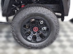 Toyota Tacoma 4WD TRD Pro Hybrid Double Cab 5' Bed AT (Natl) 2026