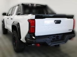 Toyota Tacoma 4WD TRD Pro Hybrid Double Cab 5' Bed AT (Natl) 2026