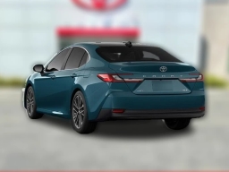 Toyota Camry XLE (Natl) 2026