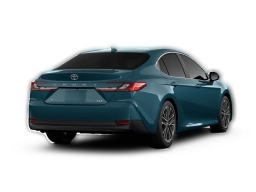 Toyota Camry XLE (Natl) 2026