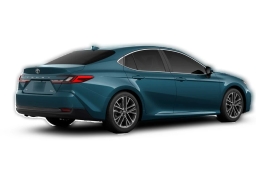 Toyota Camry XLE (Natl) 2026