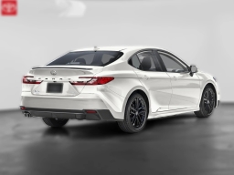 Toyota Camry SE (Natl) 2026