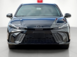 Toyota Camry SE (Natl) 2026