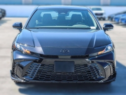 Toyota Camry Nightshade (Natl) 2026