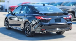 Toyota Camry Nightshade (Natl) 2026