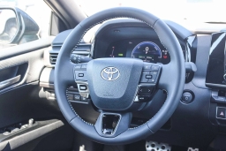 Toyota Camry Nightshade (Natl) 2026