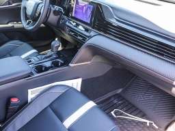 Toyota Camry Nightshade (Natl) 2026