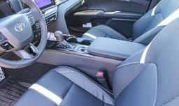 Toyota Camry Nightshade (Natl) 2026