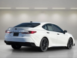 Toyota Camry Nightshade (Natl) 2026