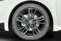 Toyota Camry Nightshade (Natl) 2026