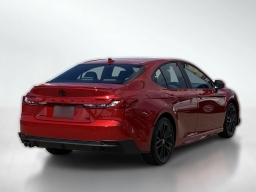 Toyota Camry SE (Natl) 2026