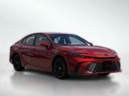 Toyota Camry SE (Natl) 2026