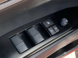 Toyota Camry SE (Natl) 2026