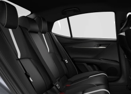 Toyota Camry SE (Natl) 2026