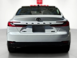 Toyota Camry XLE (Natl) 2026