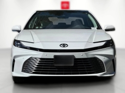 Toyota Camry XLE (Natl) 2026