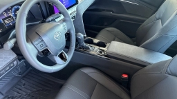 Toyota Camry XLE (Natl) 2026