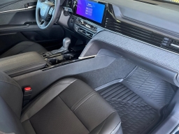 Toyota Camry XLE (Natl) 2026