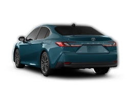 Toyota Camry XLE (Natl) 2026