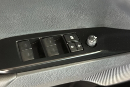 Toyota Camry LE (Natl) 2026