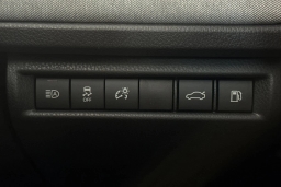 Toyota Camry LE (Natl) 2026