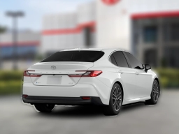 Toyota Camry XLE (Natl) 2026