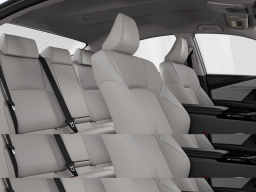 Toyota Camry XLE (Natl) 2026